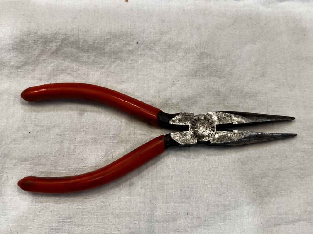 needle nose plier